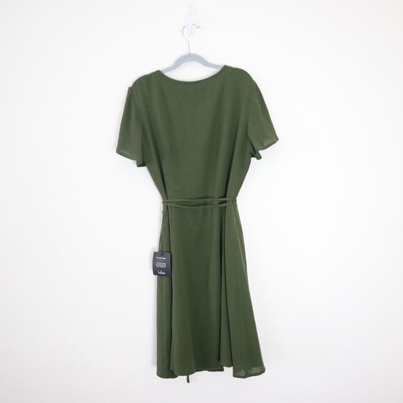 NWT Lulu’s Size S Harbor Point Wrap Dress Short Sleeve Olive Green - Picture 8 of 11